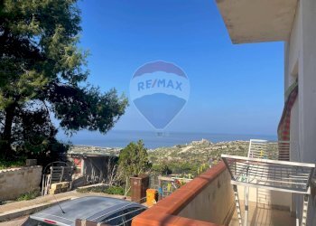 Balcone - Appartamento via Panfalone
 
28, Custonaci - foto 10