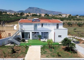 Casa all\'aperto - Casa semi indipendente via c7, Custonaci - foto 1