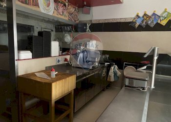 Cucina - Locale Commerciale Corso Vittorio Emanuele
 
99, Bari - foto 3