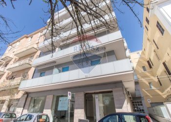 Edificio all\'aperto - Box Pescara - foto 3