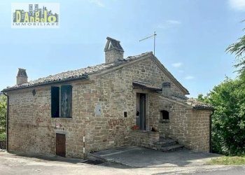 Foto 1 - Casa indipendente Contrada Santa Lucia
 
12, Force - foto 1