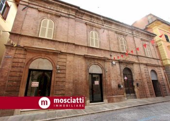 Foto 1 - Attico Corso Vittorio Emanuele
 
37, Matelica - foto 1