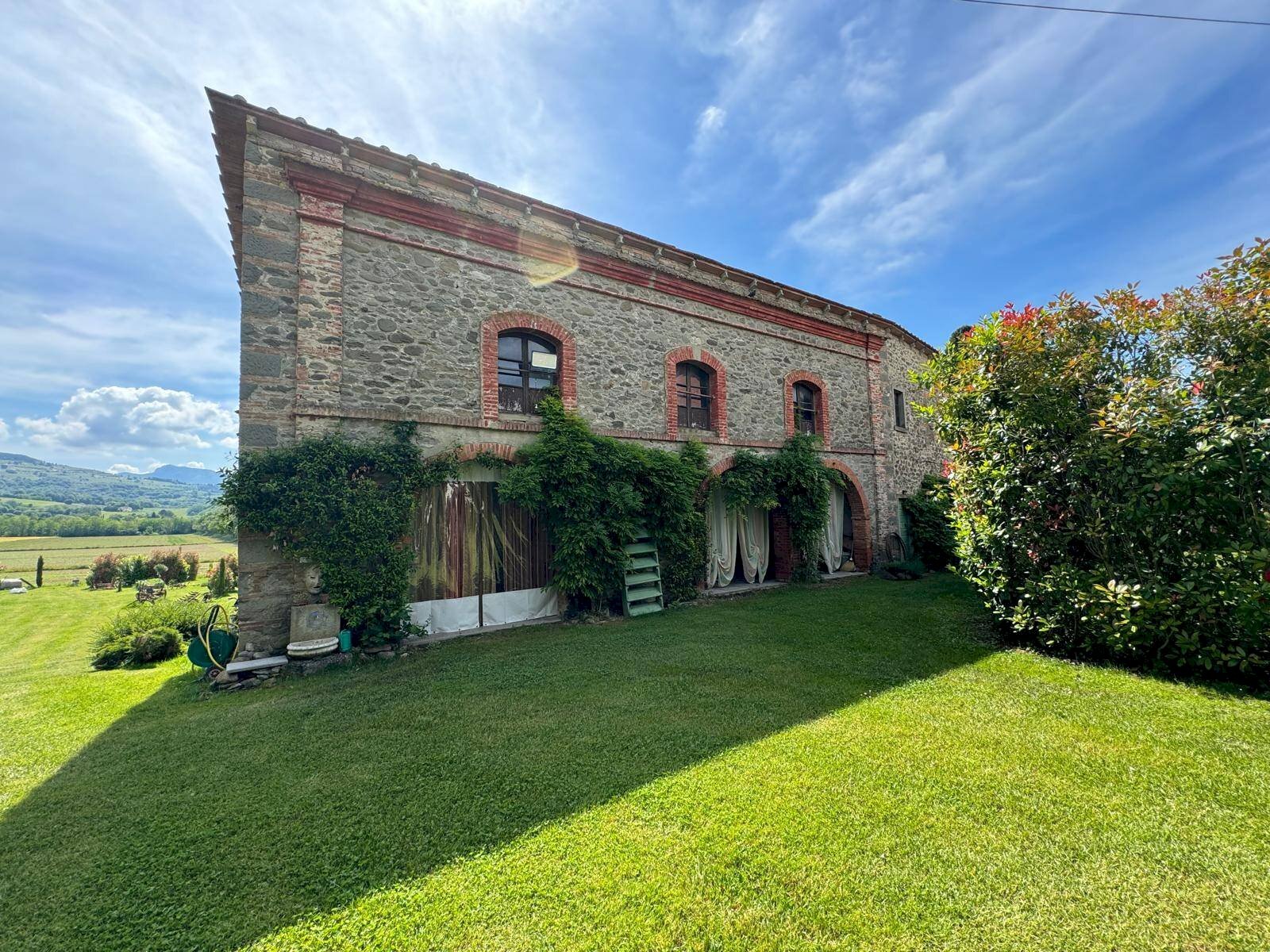 Foto 1 - Farm VIA NAZIONALE
 
28, Bibbiena - photo 1