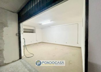 Foto 4 - Box via fratelli cervi
 
5, Sant'Antimo - foto 4