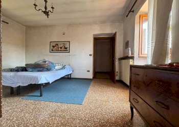 Camera da letto - Casa indipendente Località San Pietro, 12, Fontaneto d'Agogna - foto 11