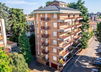 Vista - Attico via Cesare Battisti, 8, Gallarate - foto 6