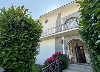 Facciata - Quadrilocale via Saluzzo, 9, Casalgrasso - foto 2