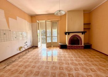 Cucina - Quadrilocale via Saluzzo, 9, Casalgrasso - foto 6