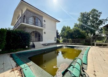 Piscina - Quadrilocale via Saluzzo, 9, Casalgrasso - foto 23