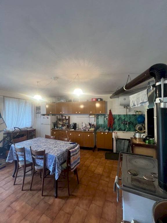 Cucina - Rustic via Gaia, 4, Bagnolo Piemonte - photo 2