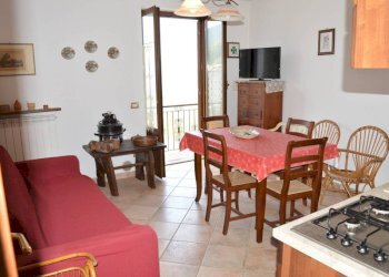 Sala da pranzo - Trilocale via Sant'Anna, 101, Roburent - foto 1