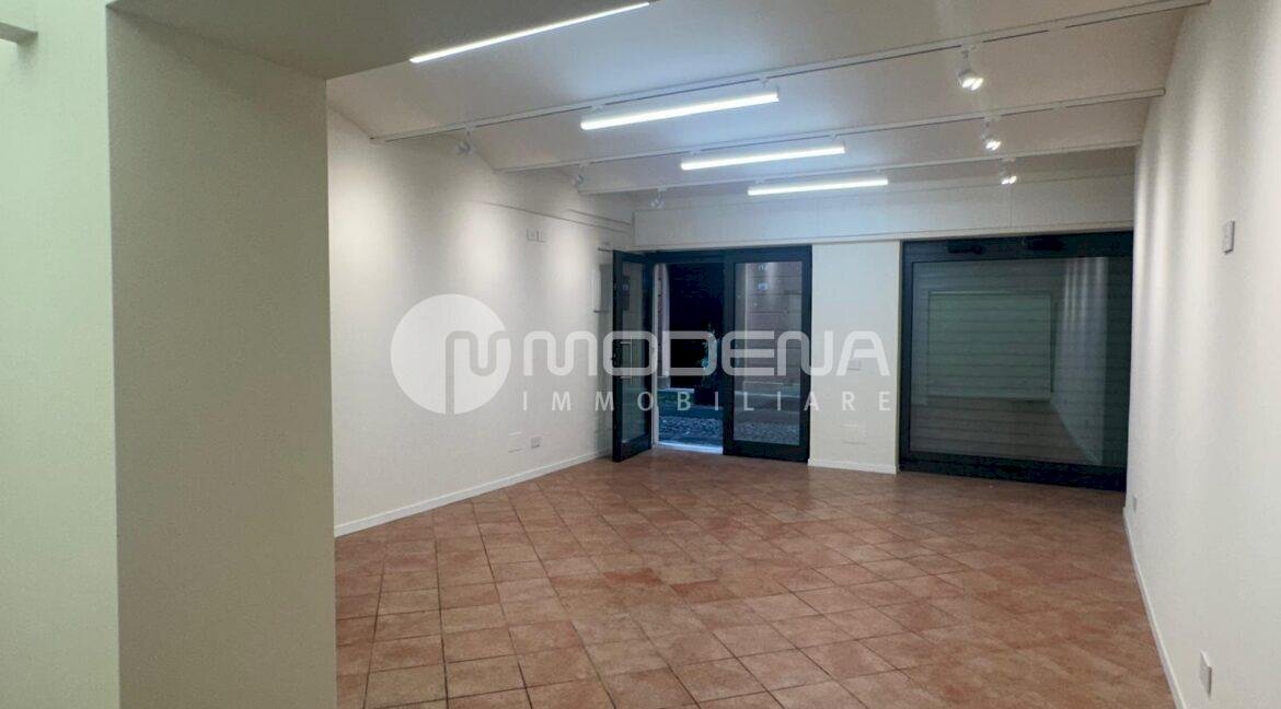 Shop Modena - photo 1