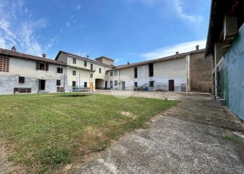 Casa semi indipendente Via Roma, Calliano - foto 1