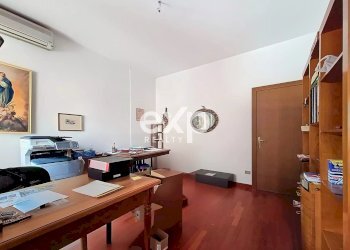 Negozio Voghera - foto 9