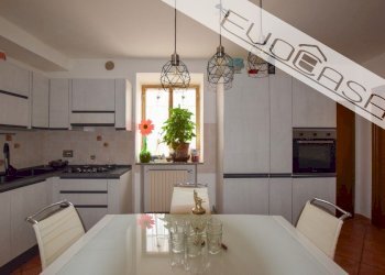 Trilocale Via Vittorio Emanuele II 66, Bricherasio - foto 6