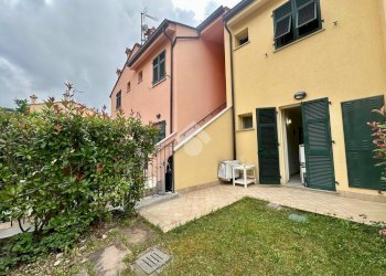 Bilocale Via Brunenghi, Magliolo - foto 2