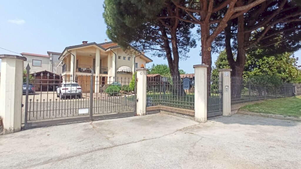 Villa Carrù - foto 2