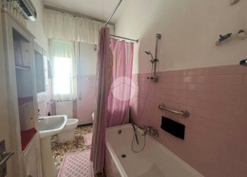 Four-room apartment Via IV Novembre, Uscio - photo 19