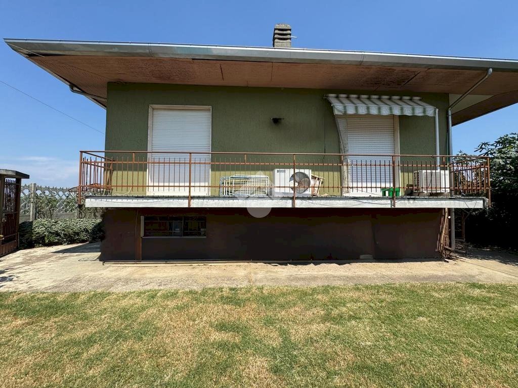 Villa Via Edmondo de Amicis, Galliate - photo 2