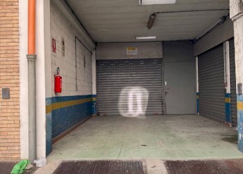 Foto 4 - Commercial Premises piazza bengasi
 
4, Torino - photo 4