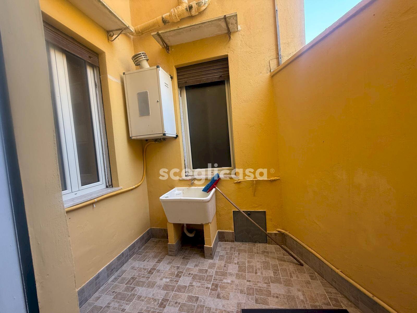 Foto 3 - Four-room apartment Via San'tanna
 
36, Carini - photo 2