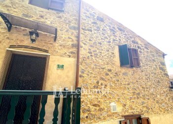 Foto 2 - Casa indipendente Via Gombitelli, Camaiore - foto 2