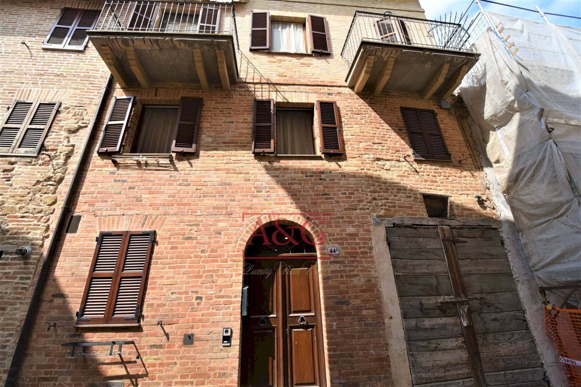 Foto 2 - Casa indipendente Via Bruno Buozzi
44, Sarnano - foto 2