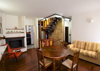 Foto 5 - Casa indipendente Via Bruno Buozzi
 
44, Sarnano - foto 5