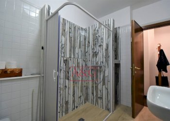 Foto 18 - Casa indipendente Via Bruno Buozzi
 
44, Sarnano - foto 18