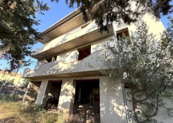 Foto 4 - Stabile - Palazzo Via Mare
 
sn, Badesi - foto 4