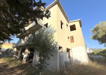 Foto 5 - Stabile - Palazzo Via Mare
 
sn, Badesi - foto 5