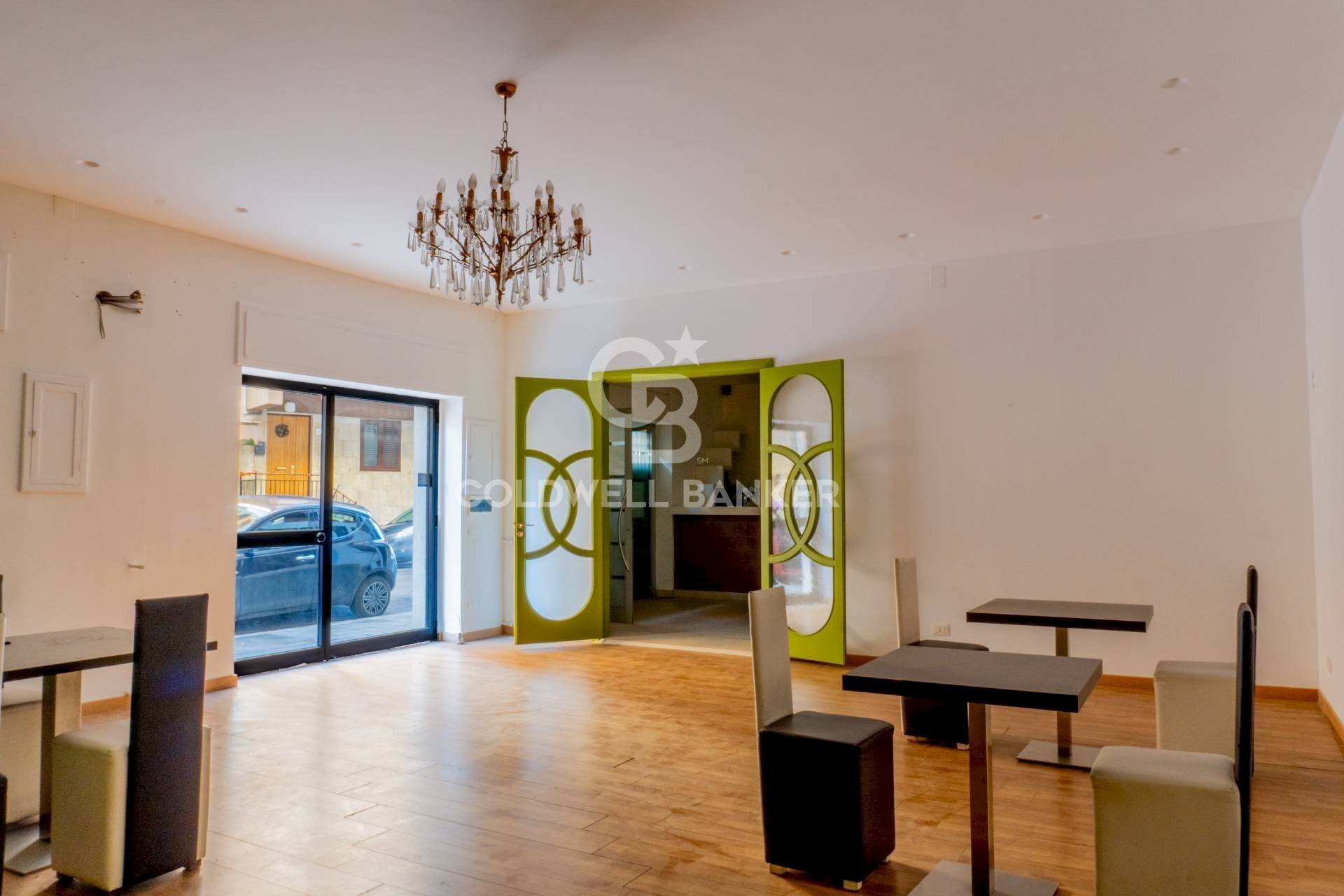 Foto 1 - Commercial Premises Via Pasubio
 
38, Andria - photo 1