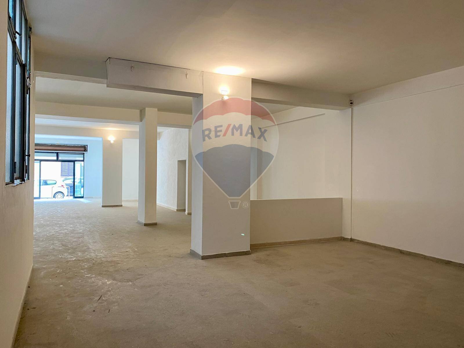 Stanza vuota - Locale Commerciale Via Giuseppe Maielli
 
28A, Palermo - foto 2