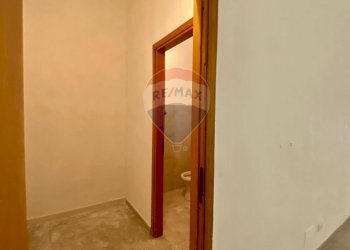 Hall / corridoio - Negozio Via Giuseppe Majelli
 
28, Palermo - foto 14