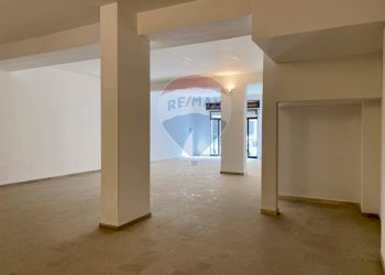 Stanza vuota - Negozio Via Giuseppe Majelli
 
28, Palermo - foto 19