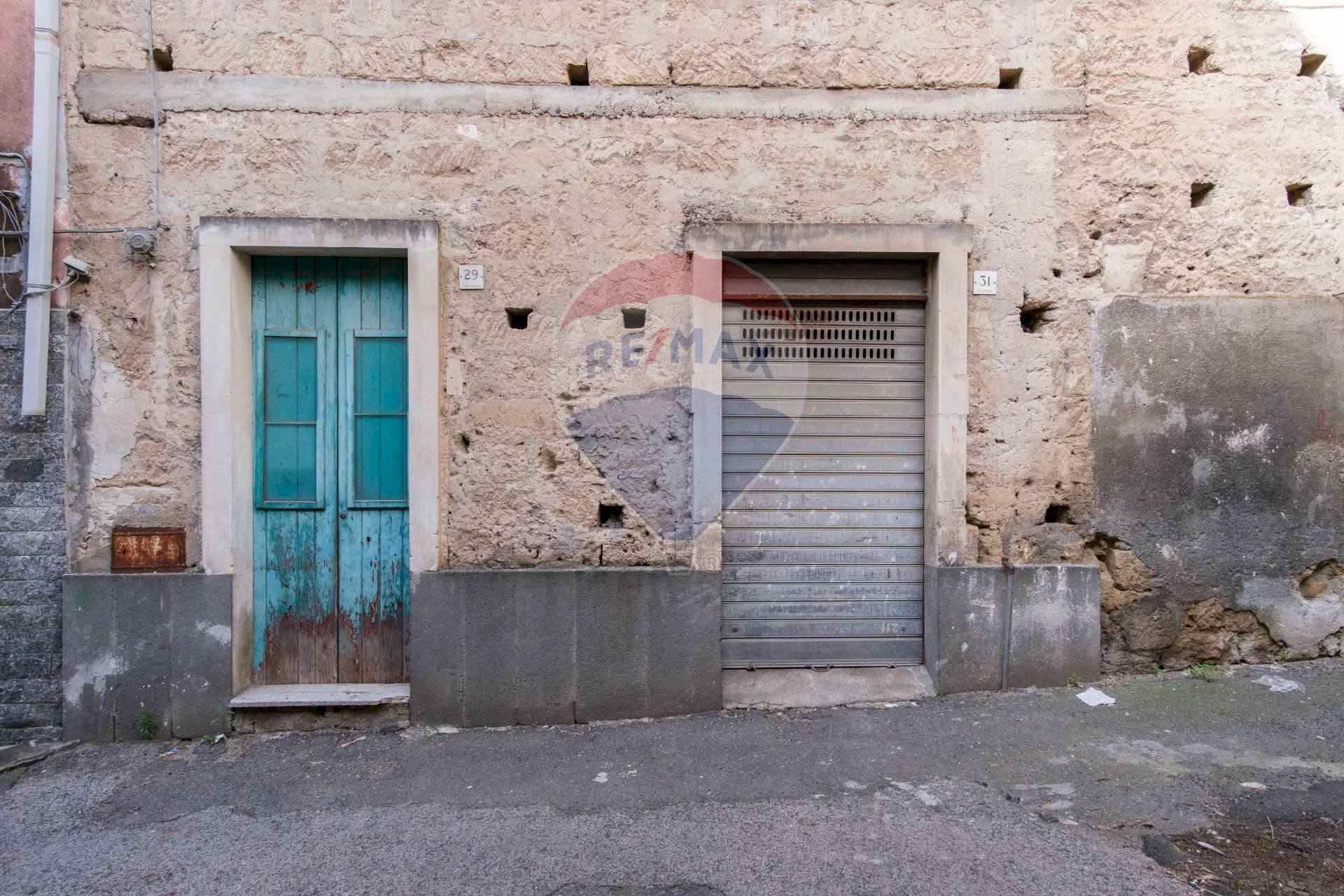 Casa all\'aperto - Casa indipendente Via Genova
 
23, Lentini - foto 2