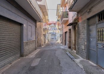 Edificio all\'aperto - Independent house Via Genova
 
23, Lentini - photo 3