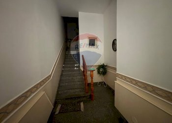 Scale - Appartamento Via Guglielmo Oberdan
 
40, Riesi - foto 3