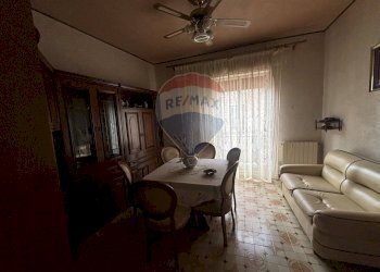 Sala da pranzo - Appartamento Via Guglielmo Oberdan
 
40, Riesi - foto 5