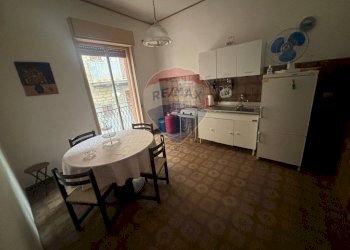 Sala da pranzo - Appartamento Via Guglielmo Oberdan
 
40, Riesi - foto 32