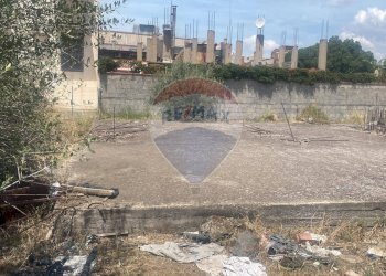 Edificio all\'aperto - Terreno edificabile Via Asti
snc, Paterno - foto 5