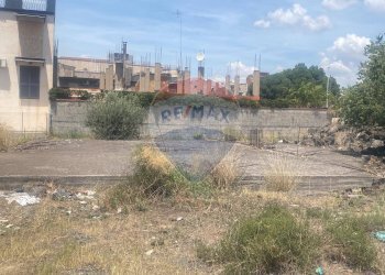 Edificio all\'aperto - Terreno edificabile Via Asti
snc, Paterno - foto 9