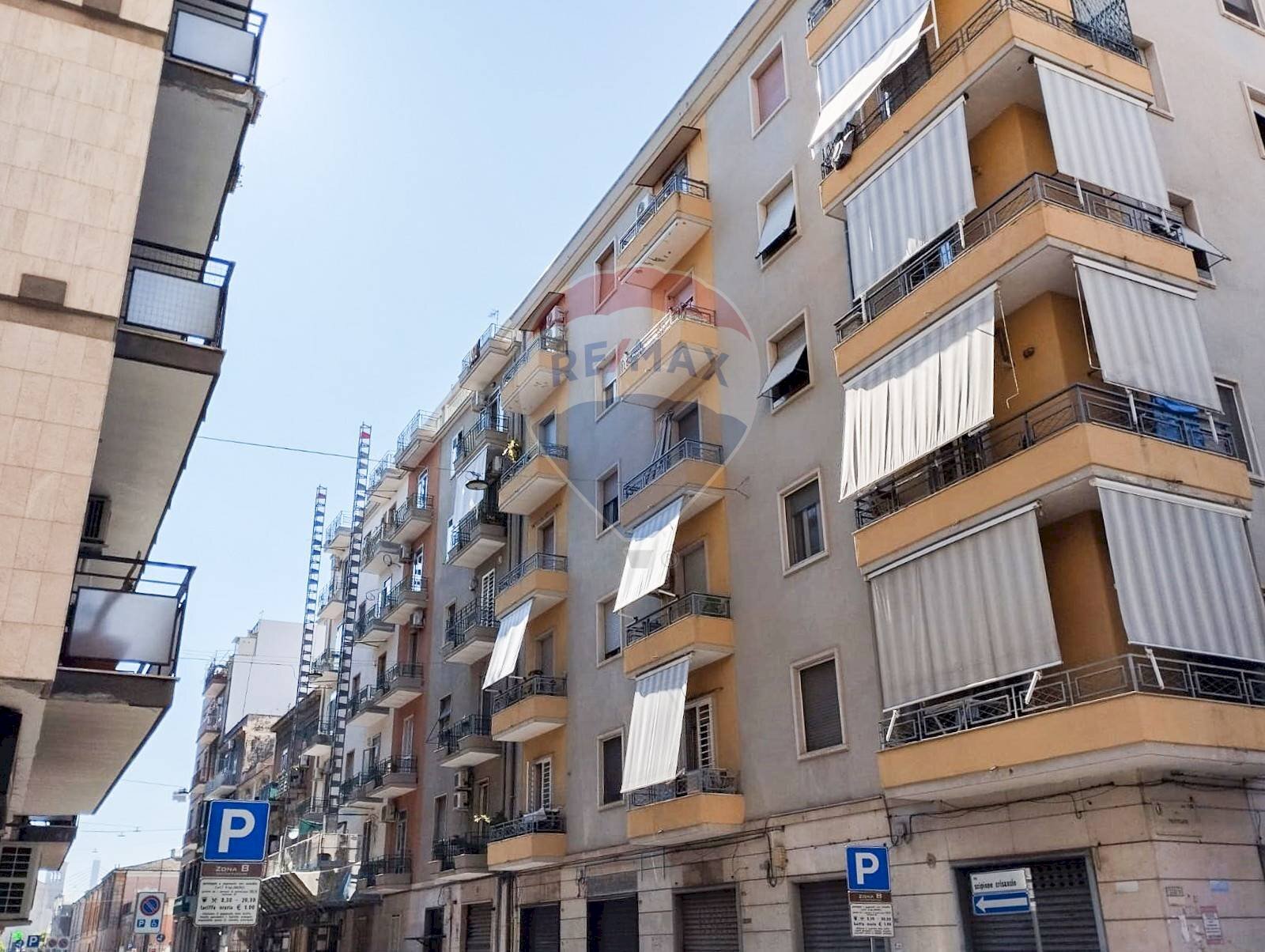 Edificio all\'aperto - Quadrilocale Via Scipione Crisanzio
 
171, Bari - foto 2