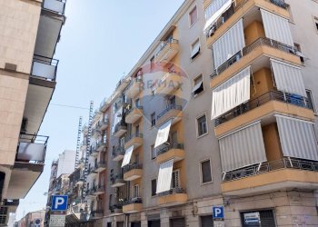 Edificio all\'aperto - Quadrilocale Via Scipione Crisanzio
 
171, Bari - foto 2