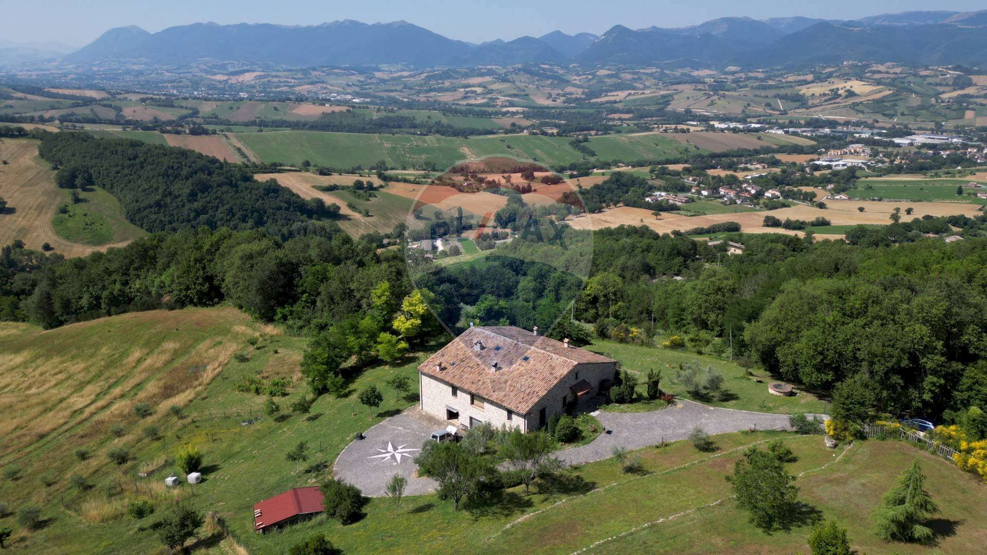 Esterno - Rustico Via Lagua San Martino
 
1, Cerreto d'Esi - foto 1