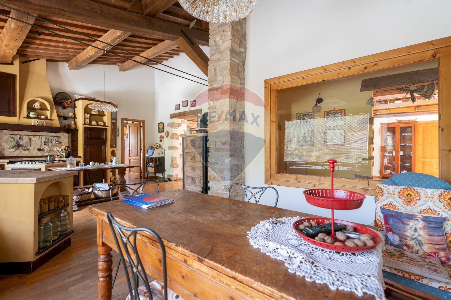 Cucina - Rustico Via Lagua San Martino
 
1, Cerreto d'Esi - foto 2