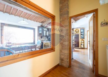 Soggiorno - Rustico Via Lagua San Martino
 
1, Cerreto d'Esi - foto 7