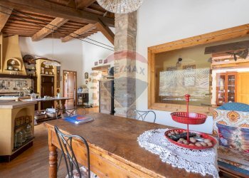 Cucina - Rustico Via Lagua San Martino
 
1, Cerreto d'Esi - foto 2