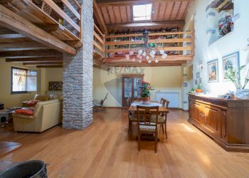 Soggiorno - Rustico Via Lagua San Martino
 
1, Cerreto d'Esi - foto 10