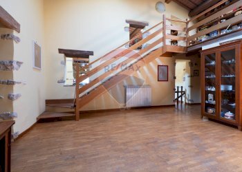 Ingresso - Rustico Via Lagua San Martino
 
1, Cerreto d'Esi - foto 27